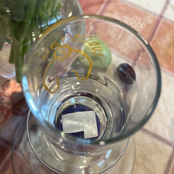 New hand made custom design glassware. “CURLY TAIL CLUB” for all dog owners. - Picture 7 of 7